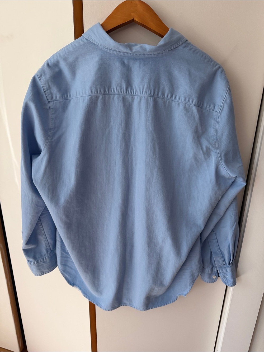 Frank & Eileen Light Blue Women's Button-Down Shirt - Picture 4 of 4